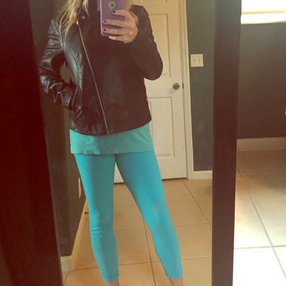Vegan leather quilted black jacket