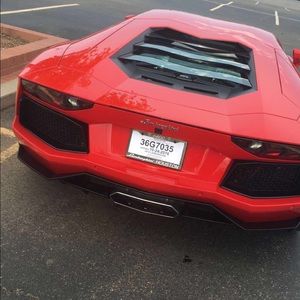 Meet your Posher, Diego