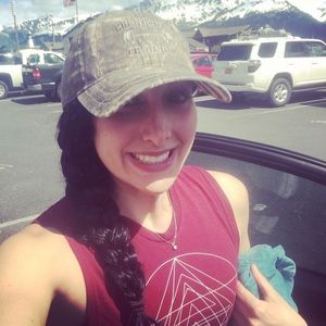 Meet your Posher, Alix