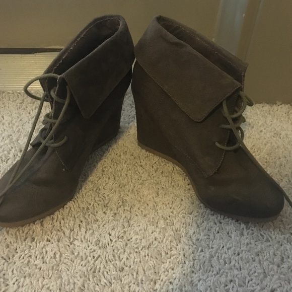 Wedge booties