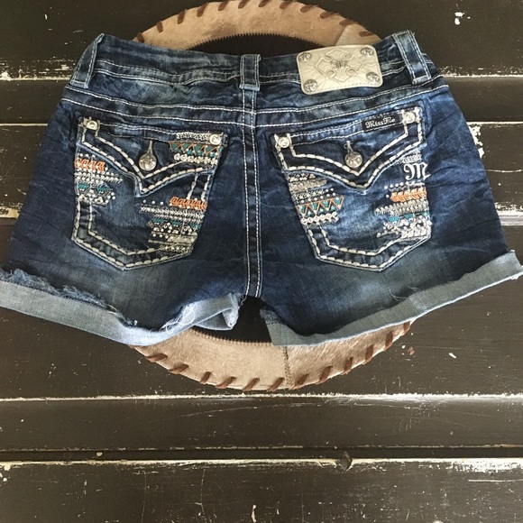 SOLD! - Picture 4 of 4