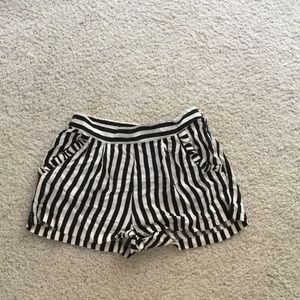 Comfortable high waisted shorts