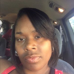 Meet your Posher, Candice