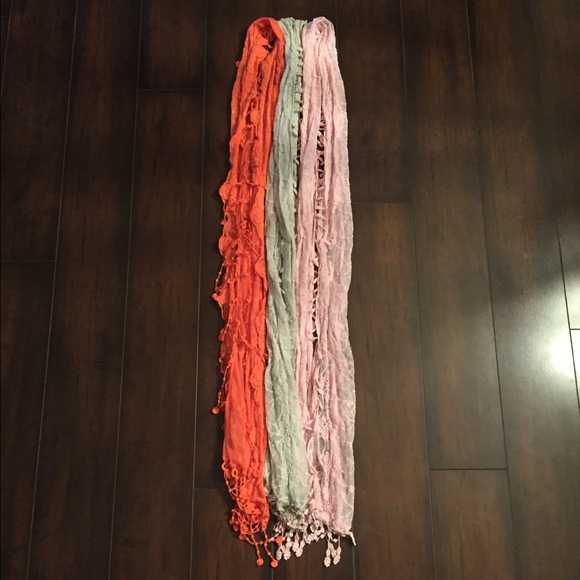 Francescas Thin Scarf Bundle. Used for turbans.
