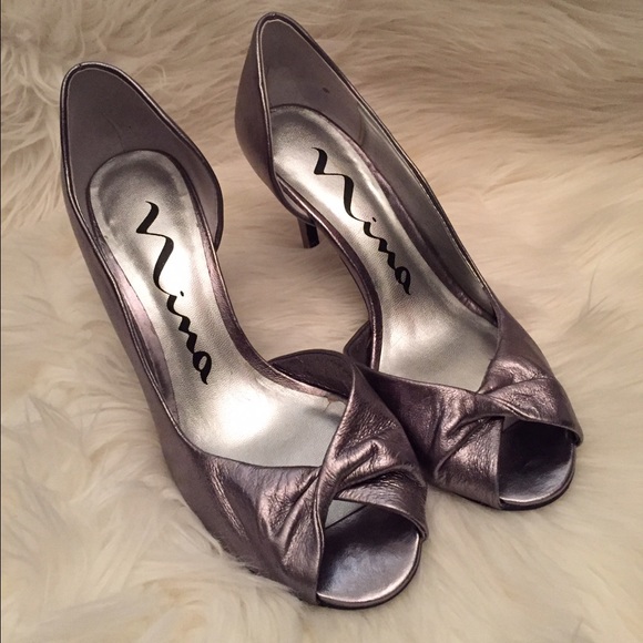 NINA SILVER HEELS - FABULOUS