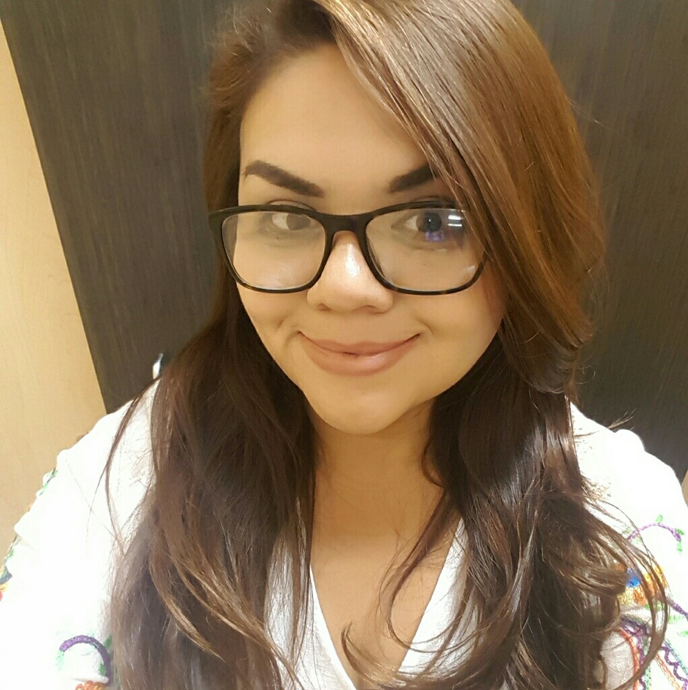 Meet your Posher, Lili