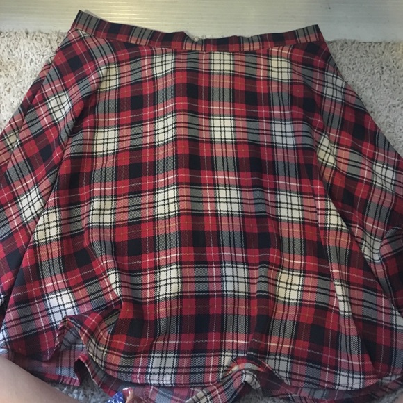 Plaid skirt