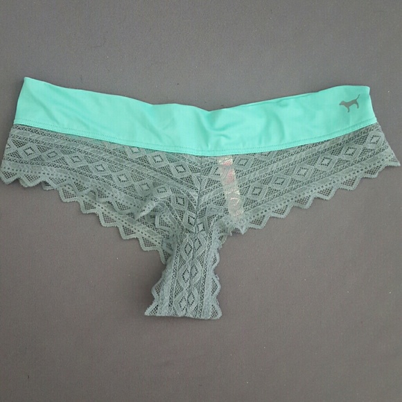 Victoria's Secret Pink Lace Cheekster