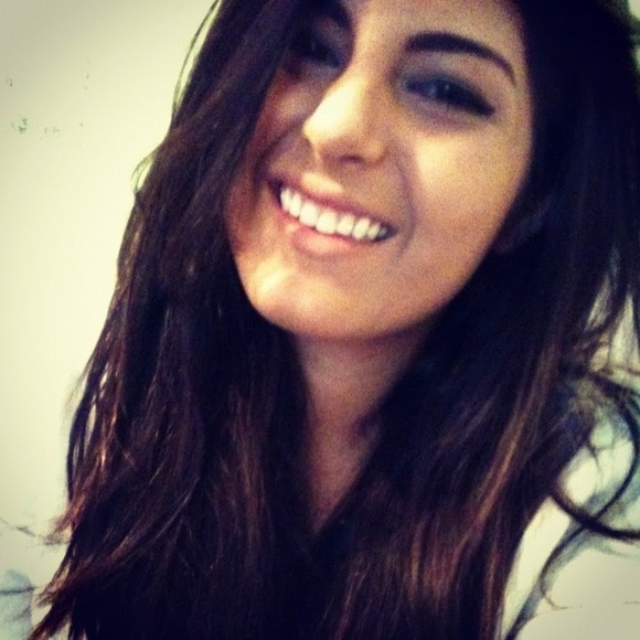 Meet your Posher, Michele - Picture 1 of 1