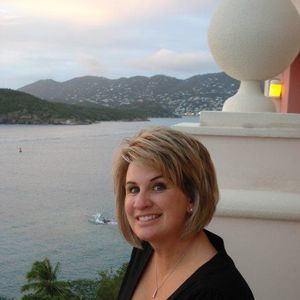 Meet your Posher, Pamela
