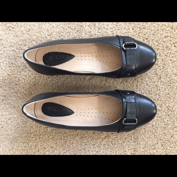 Black leather ECCO shoes