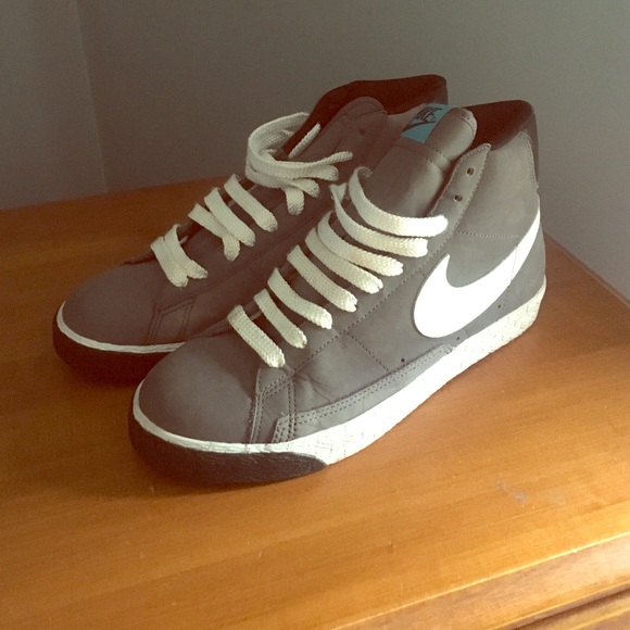Nike Sneakers