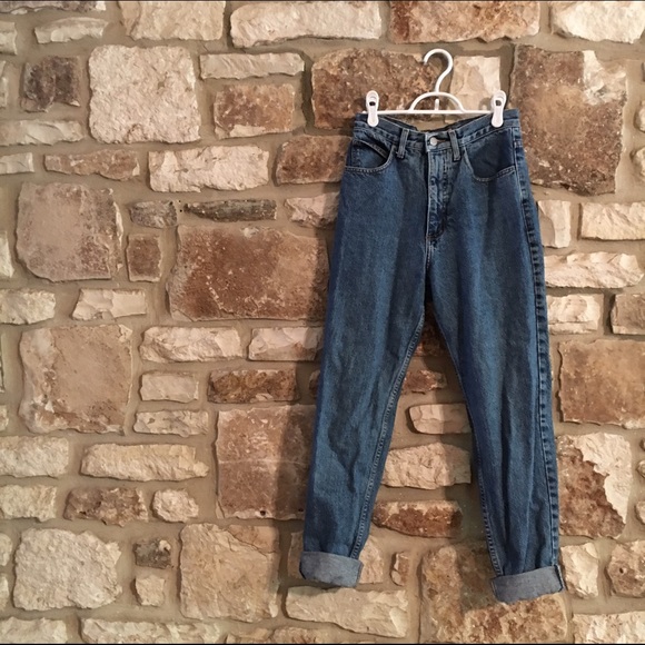 🚫[SOLD]🚫 Vintage High Waisted GUESS Mom Jeans
