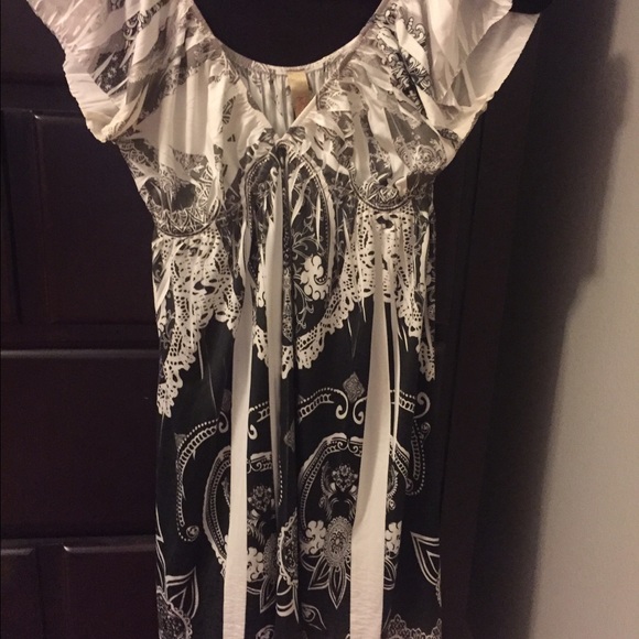 Light summer dress - Picture 1 of 2