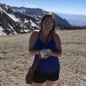 Meet your Posher, Stephanie