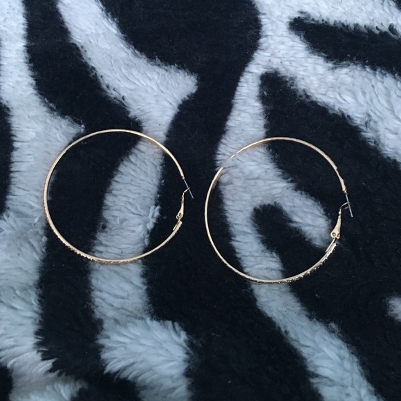 CR Statement Gold Hoops