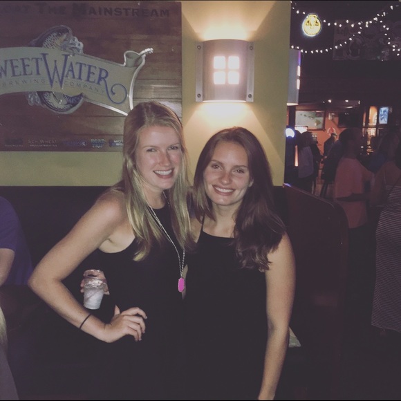 Meet your Posher, Alli