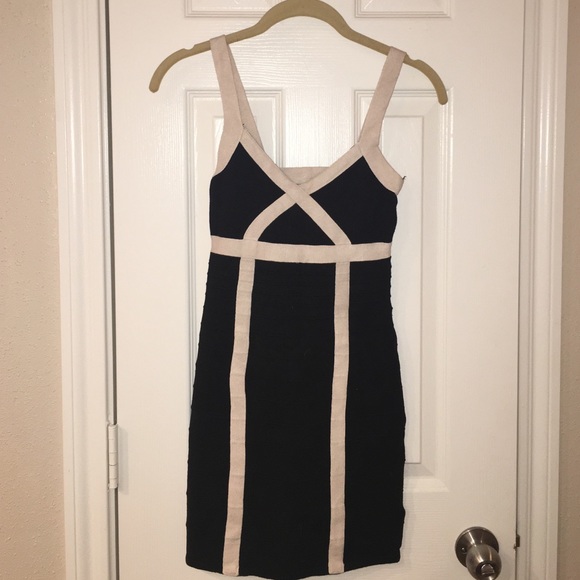 Forever 21 body con dress black and cream