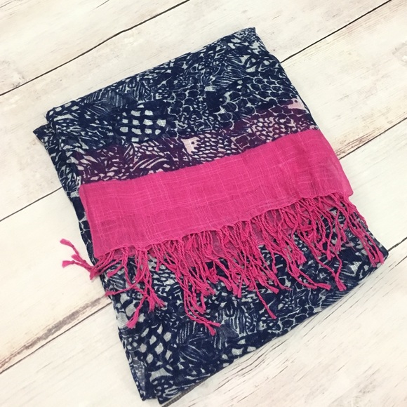 Lilly Pulitzer for Target Accessories - 🆕NWOT Lilly Pulitzer Fish Scarf/Sarong/wrap
