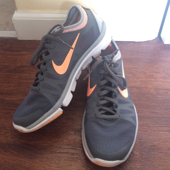 Nike FitSole Training Running Shoes (Size 6)