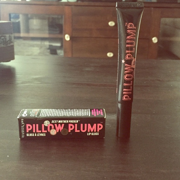Pillow Plump Lip Gloss.