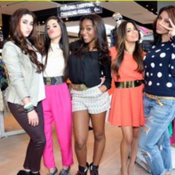 Seen on Celebs! Top Shop Aztec Shorts - Picture 3 of 7