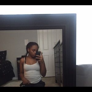 Meet your Posher, Simone