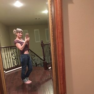 Meet your Posher, Emily