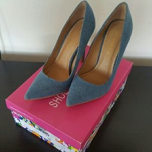 Shoe Republic LA Denim Blue High Heel Pump 7.5