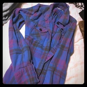 Long sleeve button up flannel shirt