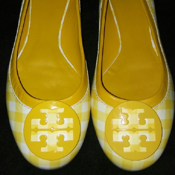 SOLD...Tory Burch flats