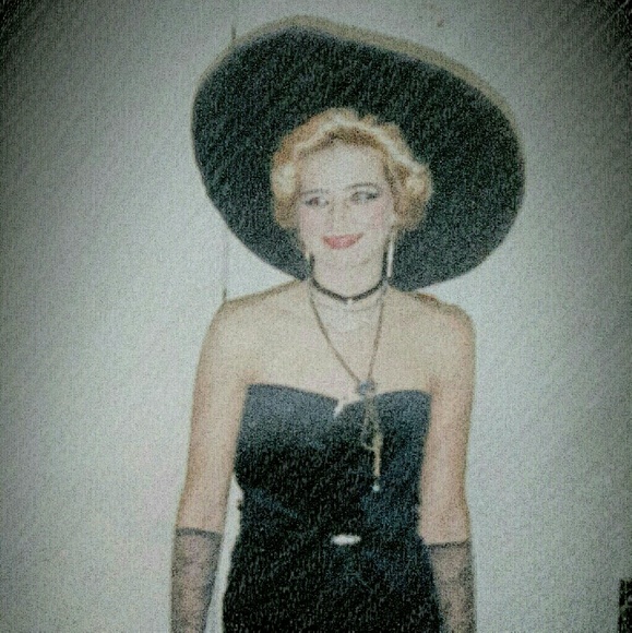 Meet your Posher, Jenny - Picture 1 of 1