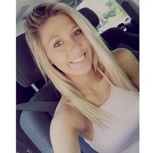 Meet your Posher, Abbie