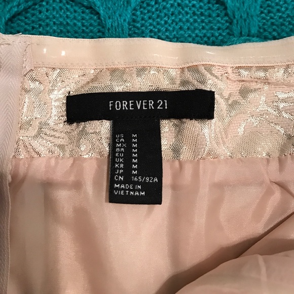 🎄🎄Forever 21 gold strapless dress🎄🎄 - Picture 3 of 5