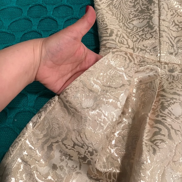 🎄🎄Forever 21 gold strapless dress🎄🎄 - Picture 4 of 5