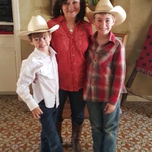 Meet your Posher, Sandy