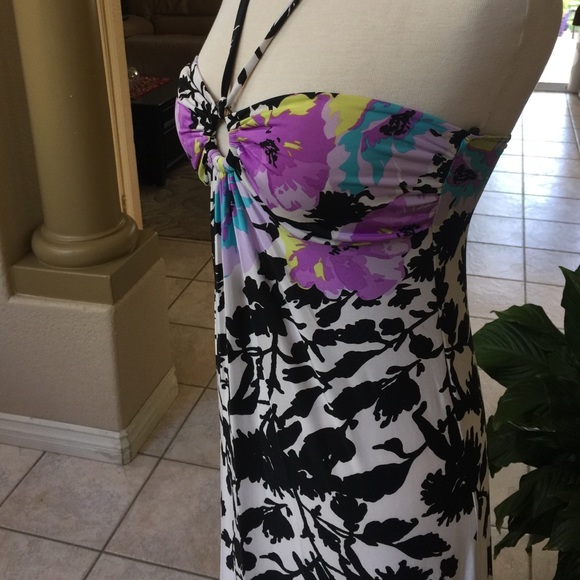 Summer dress - Picture 3 of 4