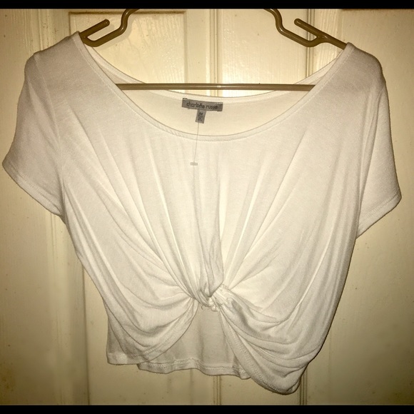 Charlotte Russe knot crop top 💙
