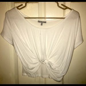 Charlotte Russe knot crop top 💙