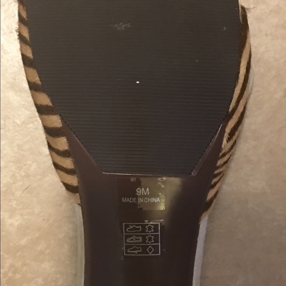 Calf hair striped slides with jeweled buckle - Picture 3 of 3