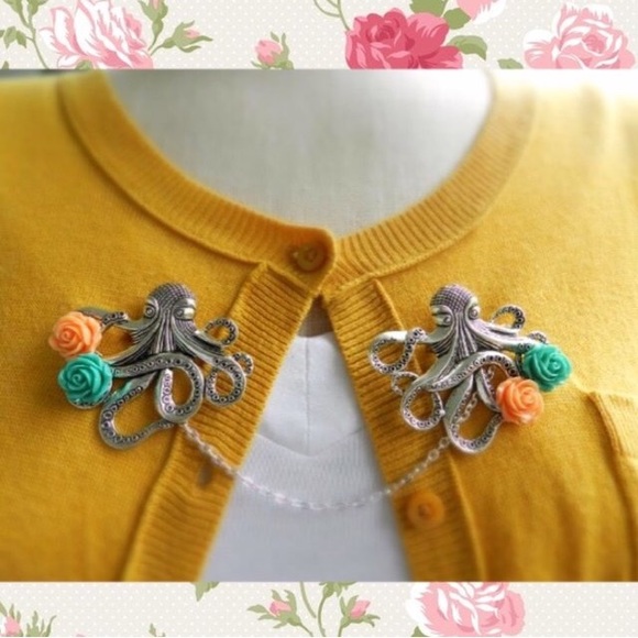 Octopus sweater guard brooch - Picture 2 of 3