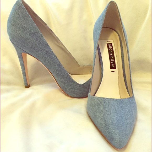 Size 40 Denim Alice & Olivia Heels.