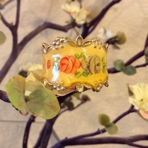 Vintage Floral Enamel Gold Plated Ring