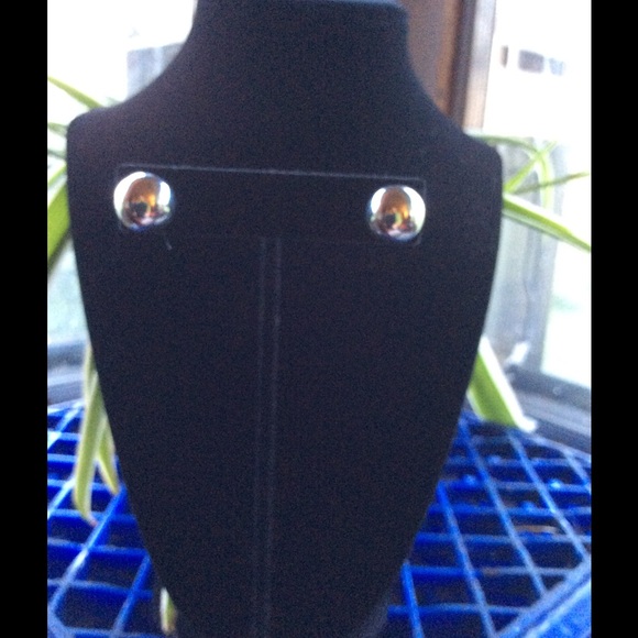 Silpada Rich Abundance earrings