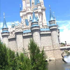 Meet your Posher, Dana