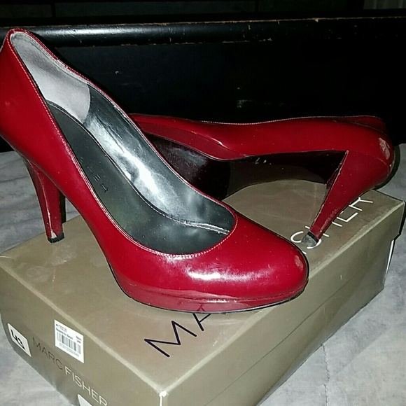 Marc Fisher Dark Red Pump - Picture 2 of 4