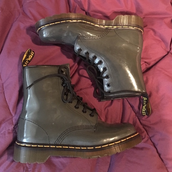 Women's Doc Martens 8 Grey