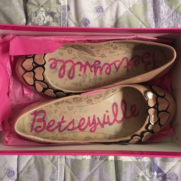 Betseyville flats