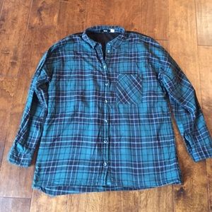 Perfect for Fall 🍂🍁 BDG Button Down