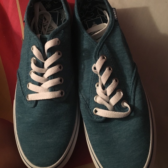 Blue vans - Picture 1 of 3